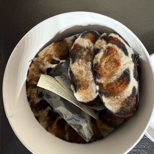 UGG Wired Earmuffs in White Packaging